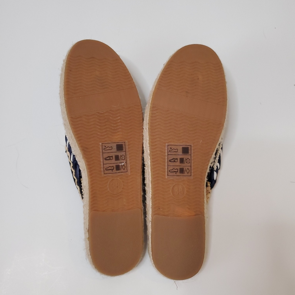 Z&L Embellished Espadrille Mules - Picture 2 of 3
